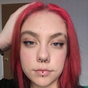 Meet your Posher, Ava